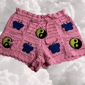 New Girl Order Pink Crochet Festival Shorts size small
